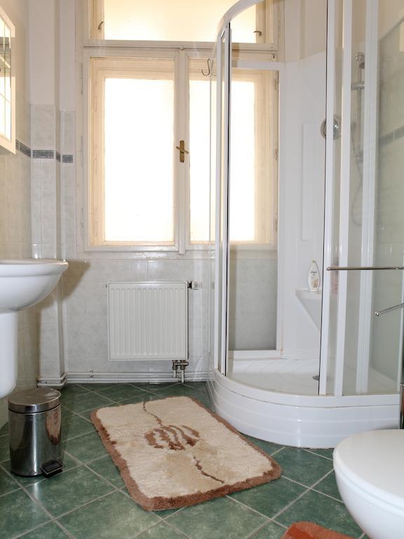 7K - Apartmany Lazenska Karlovy Vary Rom bilde